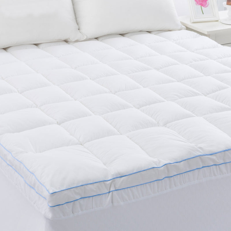 Cloudland 750GSM Memory Resistant Microball Fill Mattress Topper Super King Payday Deals