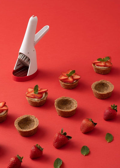 Chef'n Strawberry Slicer Slicester Hand-Held Strawberry Slicer to Create Garnishes