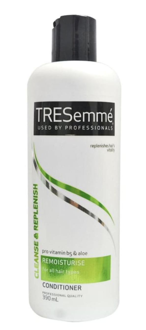 TRESemme Conditioner Cleanse and Replenish Remoisturise For All Hair Types 390ml