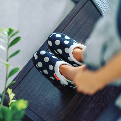 Black/White Polka Dots