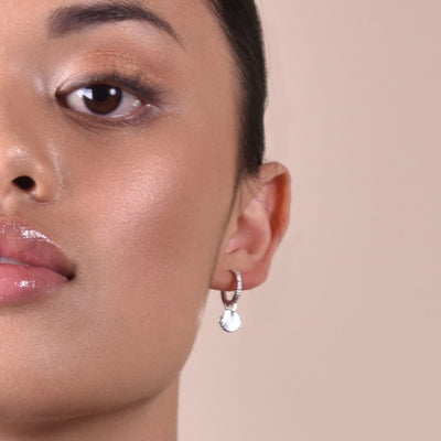 Culturesse Brees Dainty Shell Drop Earrings