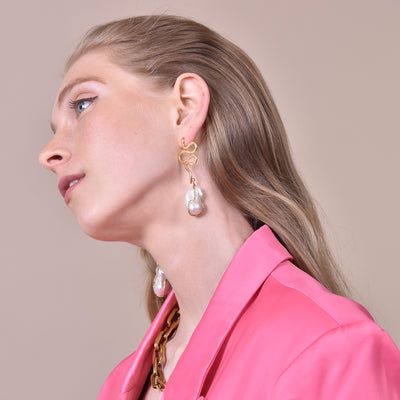 Culturesse L 'amour 24K Luxury Baroque Pearl  Drop Earrings