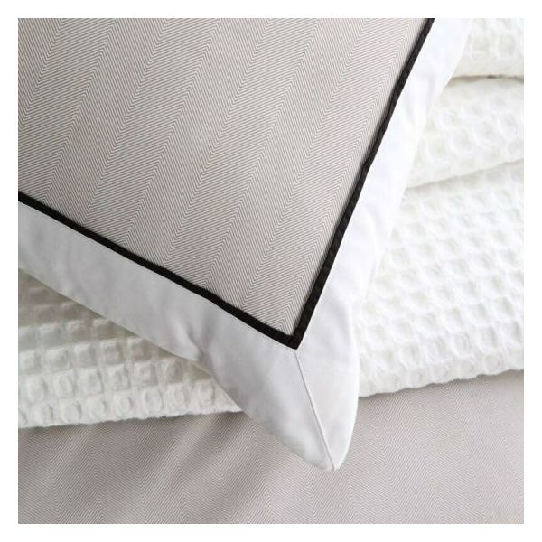 Logan & Mason Essex Stone Queen Quilt Cover Set