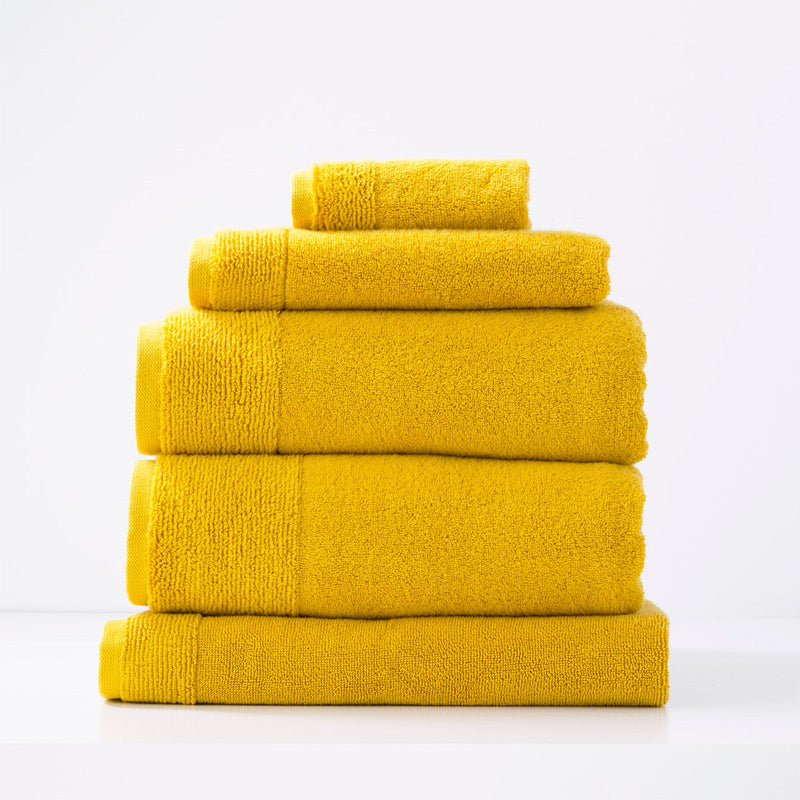 Aireys 650 GSM Zero Twist 5 Piece Bath Towel by Renee Taylor