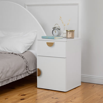 PORTO BEDSIDE TABLE - WHITE - SLIM - HALF MOON BRASS