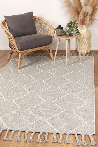 Leilani Diamond Tassel Grey Rug 160x230cm