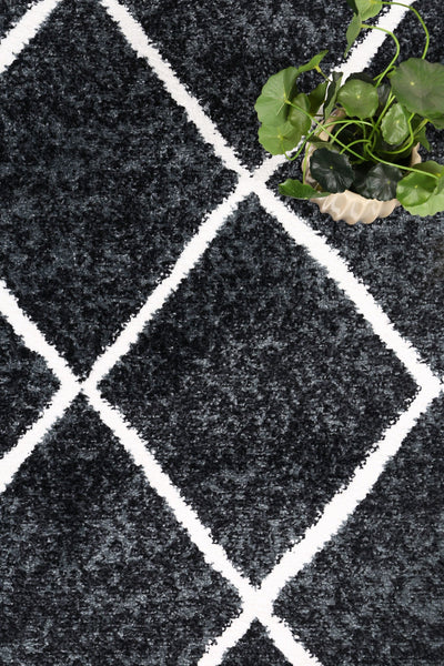 Windjana Diamond Charcoal Rug 200x290cm