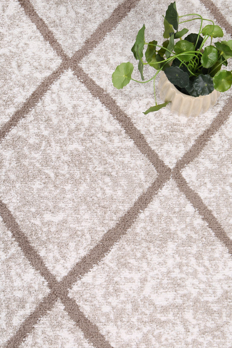 Windjana Diamond Latte Rug 200x290cm