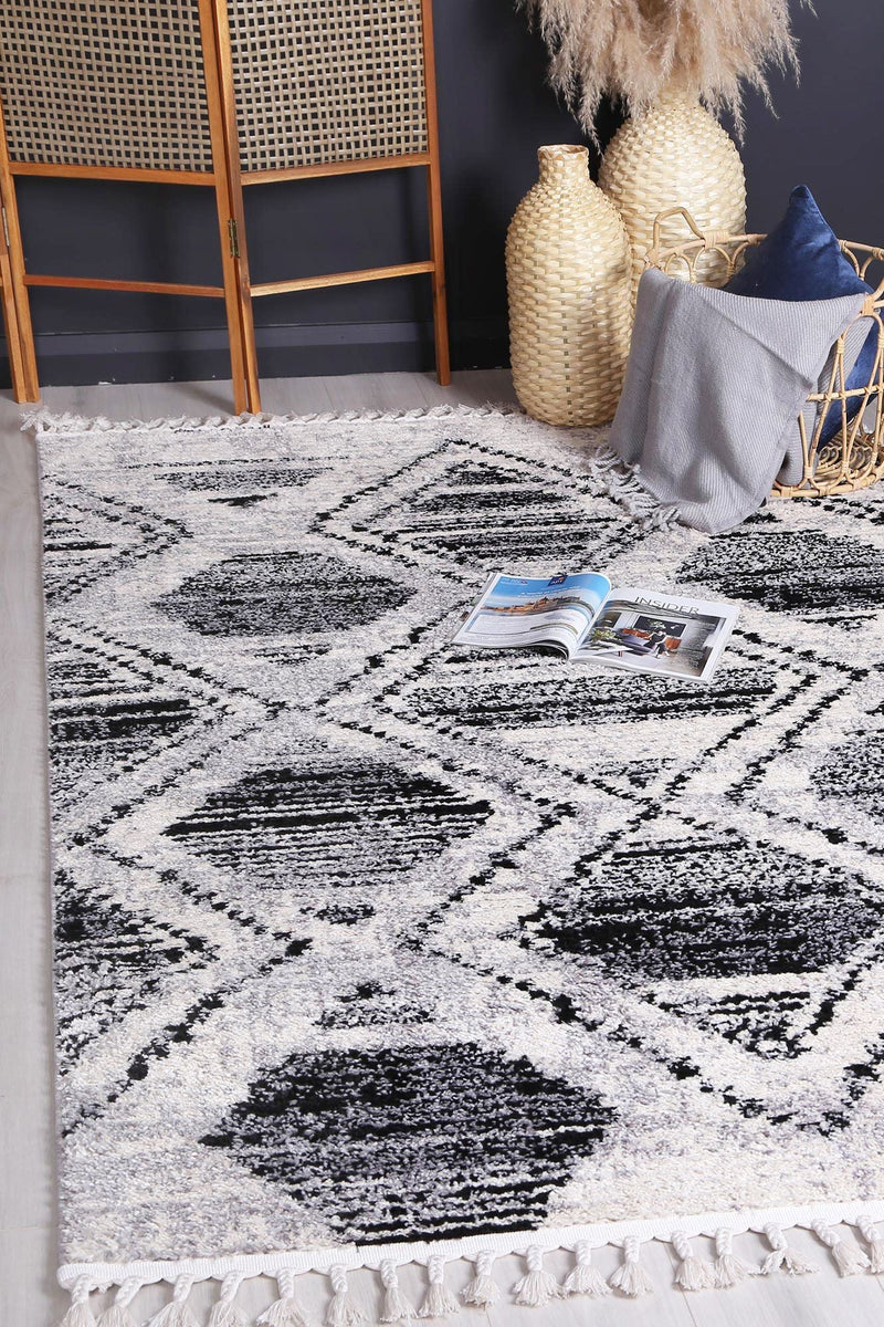 Myk Black White Diamond Rug 160x230 cm