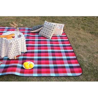 Mountgear Outdoor Waterproof Picnic Mat Damp-proof Mat Thickened Field Camp  Beach Mat M