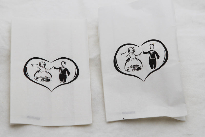 50 Pack Wedding Cake Bags Greaseproof Wax Paper Slice Take Home Favour Bride Groom in Heart