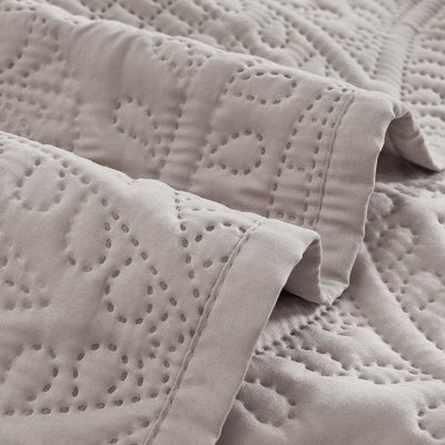 Lisbon Quilted 3 Pieces Embossed Coverlet Set-queen/double beige