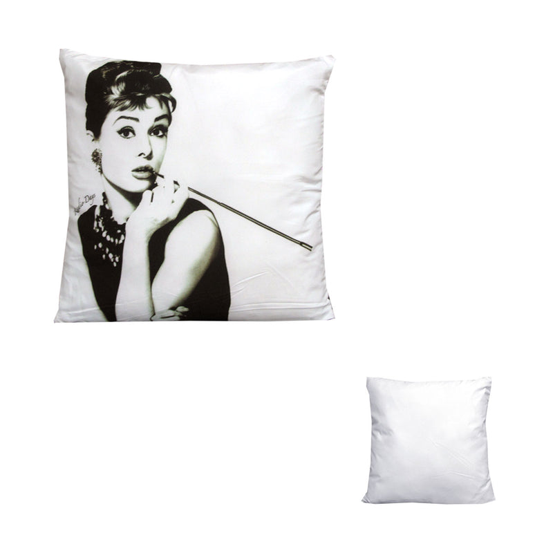 Audrey Hepburn Breakfast at Tiffany&