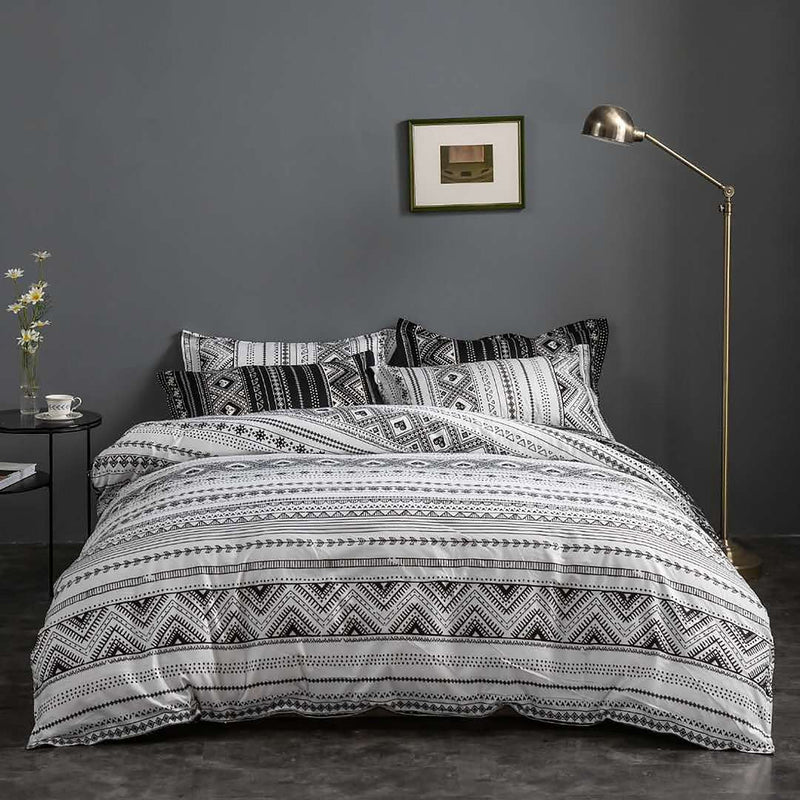 Hugo Reversible King Size Duvet Quilt Cover Set