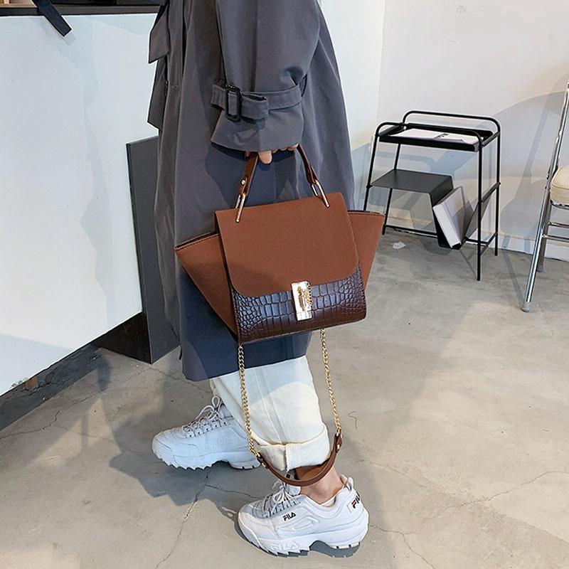 Versatile Vintage Wing Crossbody Bag with Frosted Finish and Chain - Khaki