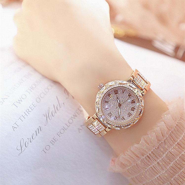 Diamond Chain Watch for Women - Elegant and Timeless - Gold