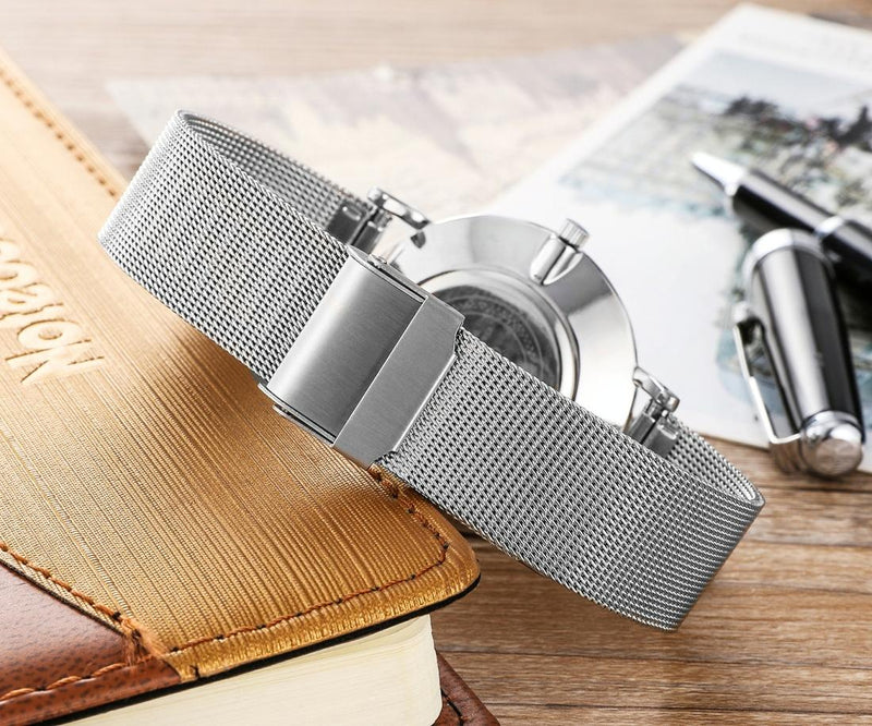 Stylish Men Quartz Watch with Stainless Steel Band - Round Dial Silver Alloy Case - Wa0736A