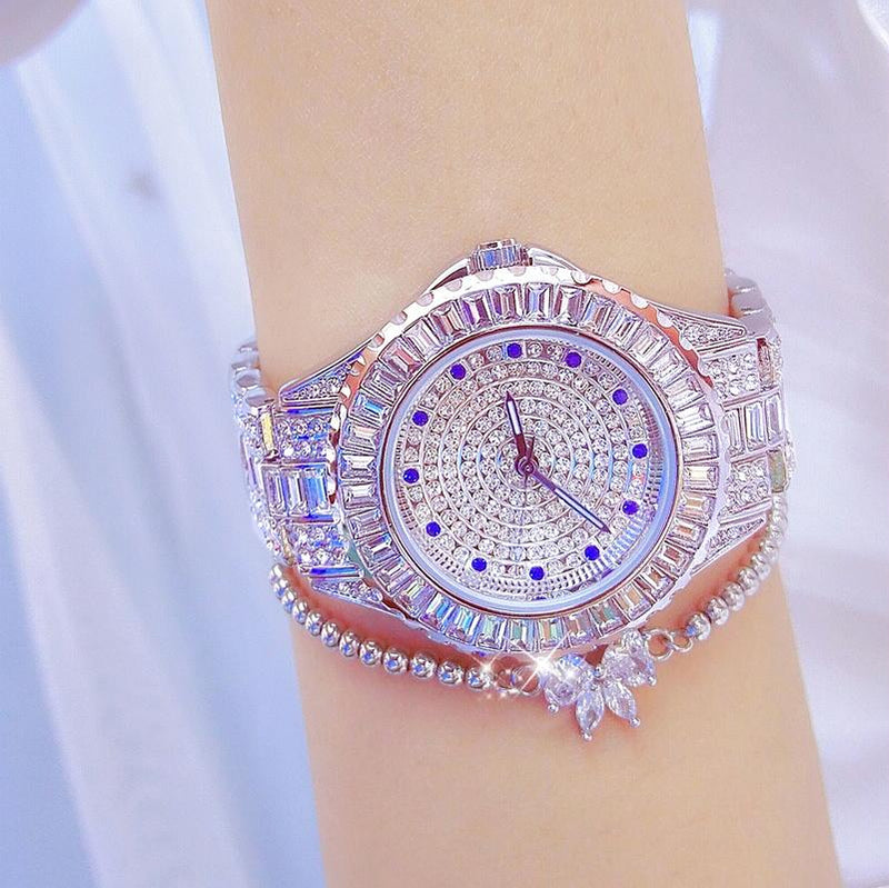 Diamond-inlaid Women Chain Watch - Elegant Jewelry - Gold