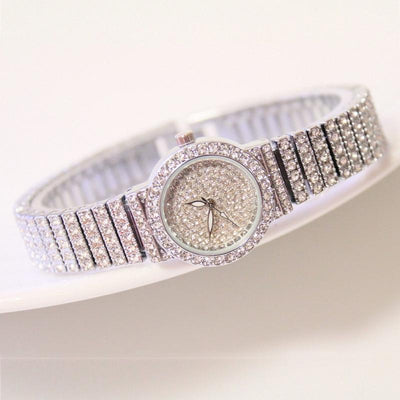 Starry Diamond Chain Women Wrist Watch - Silver Diamonds Surface