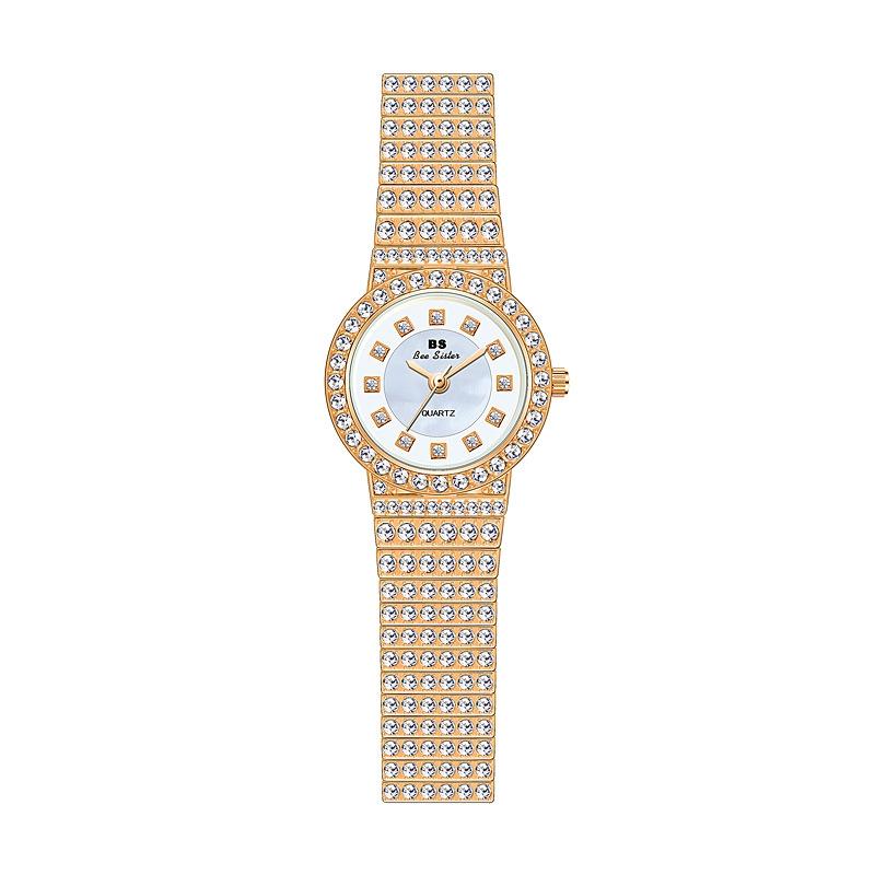 Starry Diamond Chain Women Wrist Watch - Silver Diamonds Surface