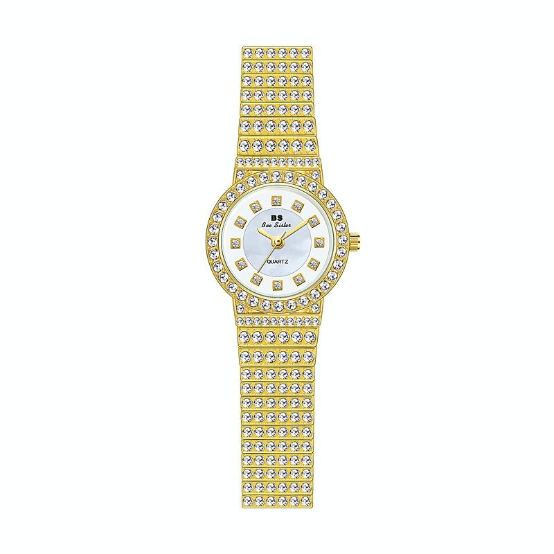 Starry Diamond Chain Women Wrist Watch - Silver Diamonds Surface