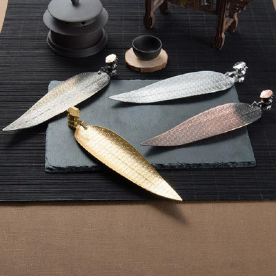 Large Sandalwood Incense Sticks with Leaf Ornaments - Bronze