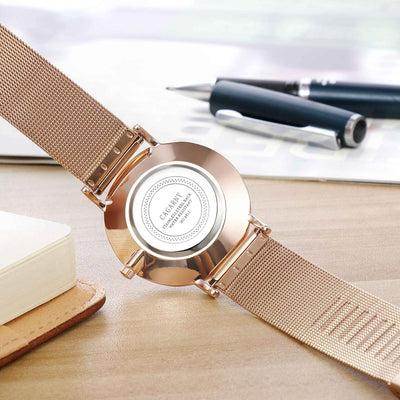 Stylish Men Quartz Watch with Gold Alloy Case and Stainless Steel Band - Round Dial - Wa0733D