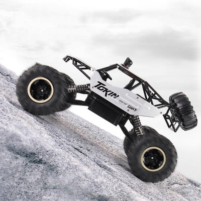 37cm Remote Control Bigfoot Climbing Car - 1 12 Alloy 4wd Cross-country Toy - Green