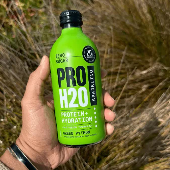 PRO H20 Sparkling 20g Protein Hydration Drink Zero Sugar Hydrate - Green Python