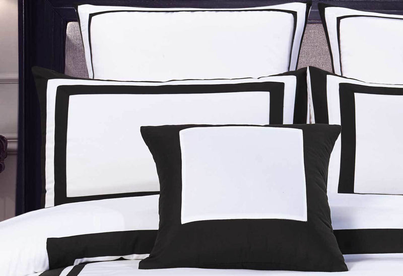 Luxton Super King Size Modern White Black Rectangle Pattern Quilt Cover Set (3PCS)