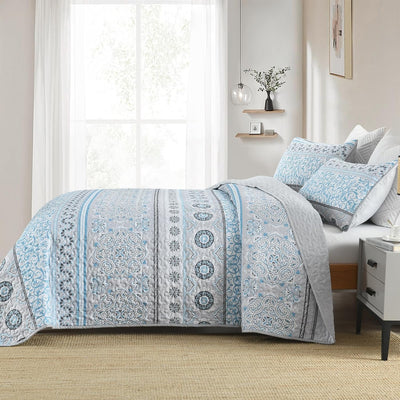 Joyful Quilted coverlet and pillowcovers set: Brighten Up Your Bedroom - Queen size