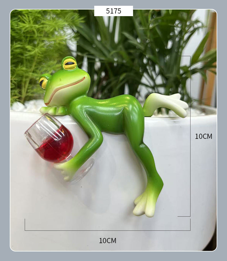 2 Pcs Green Realistic Lying Frog Pot Hanger - Glass Fish Tank Edge Decor, Outdoor Garden Animal Ornament, Hanging Planter Decoration