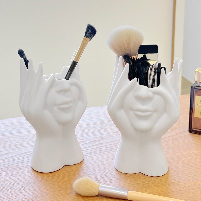 2 Pcs White Elegant Hand-Shaped Brush Holder – Creative Makeup Brush Organizer for Vanity and Desk(Makeup brush not included)