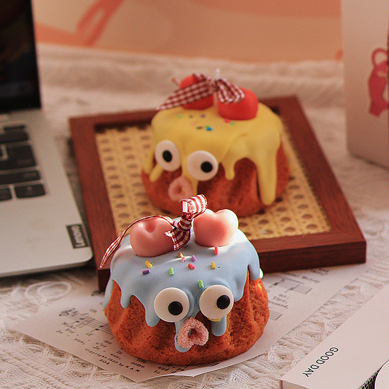 Blue Cake Candle - Cute Soy Wax Candle, Gift for Friends (Blue bell)