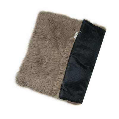 Brown Plush Pet Mat for Dogs and Cats - 70x100cm, Anti-Slip, Warm and Cozy for Autumn and Winter