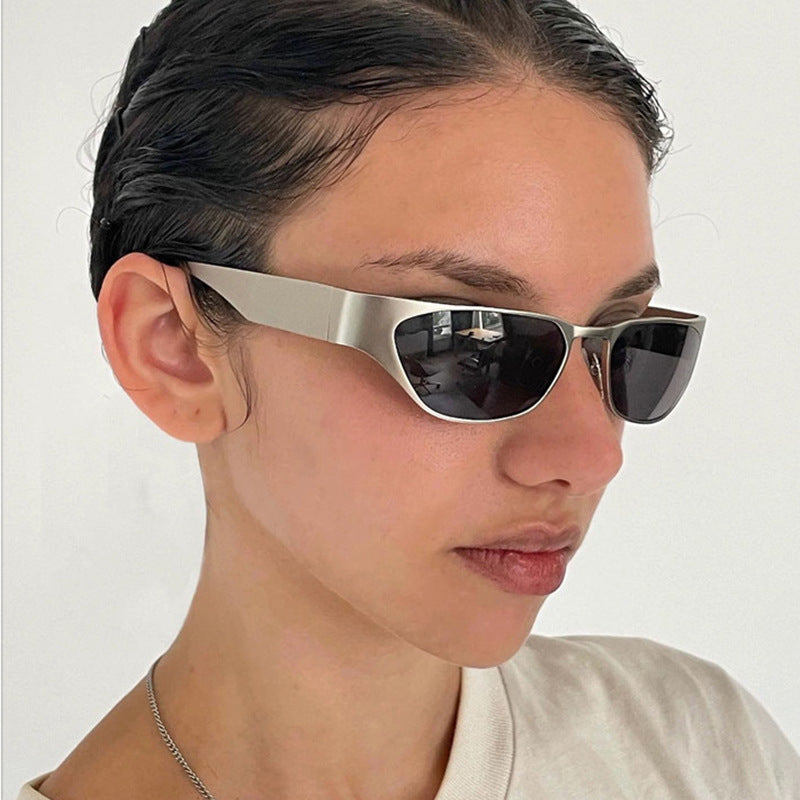 Silver Frame Pink Sheet Retro Cat-Eye Metal Sunglasses for Women - UV Protection Stylish Streetwear Shades