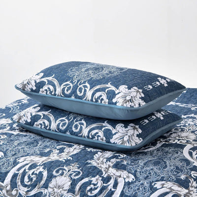 Alluring Quilted bedspread and pillowcovers set: Luxurious Bedroom Addition - Queen size Payday Deals