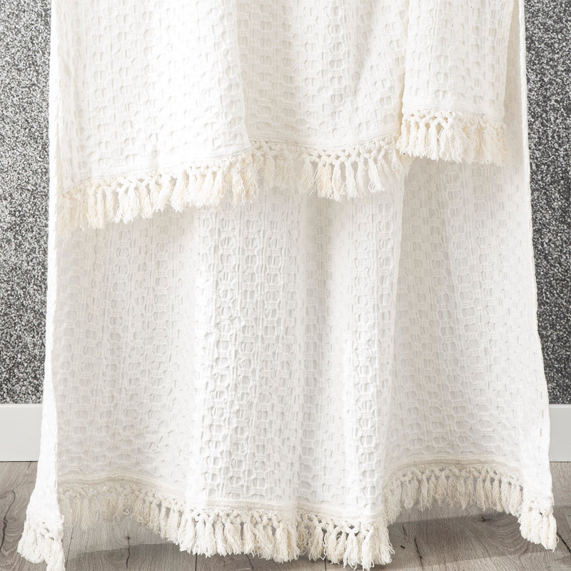 Alysian White Throw by Renee Taylor Payday Deals