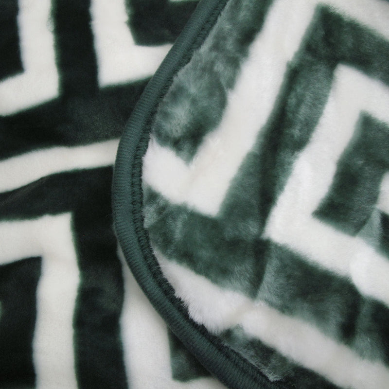 Bloomington 800GSM Greek Key Green Winter Premium Quality 1 Ply Mink Blanket Double Payday Deals