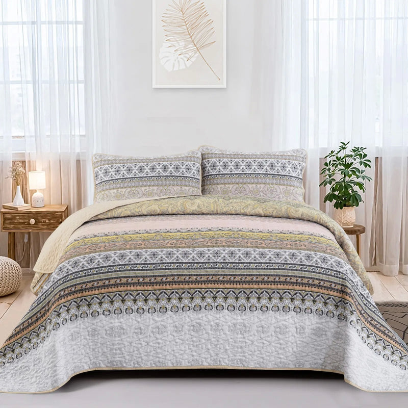 Crafted Quilted Bedspread and Pillowcases Set: A Testament to Skilled Craftsmanship - Queen size Payday Deals