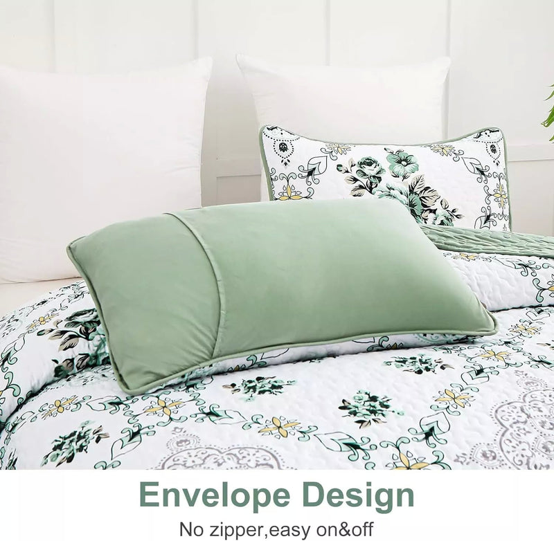 Exquisite Quilted Bedspread and Pillowcases Set: A Touch of Elegance for Your Space - Queen size Payday Deals