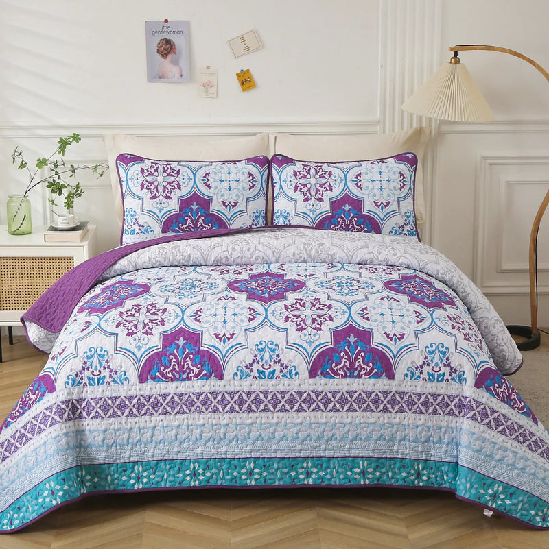 Handsome Quilted Bedspread and Pillowcases Set: Strong, Sturdy, and Stylish - Queen size Payday Deals