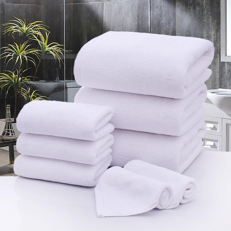 HOTEL BATH TOWEL x 2 Payday Deals