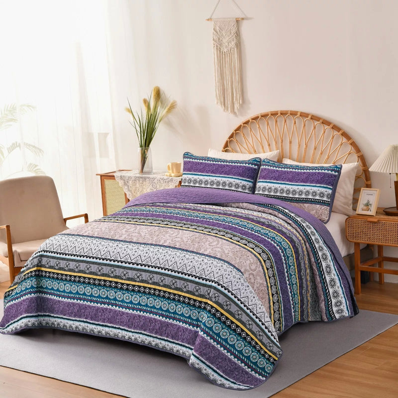 Hygge Quilted bedspread and pillowcovers set: Embrace Cozy Living - Queen size Payday Deals