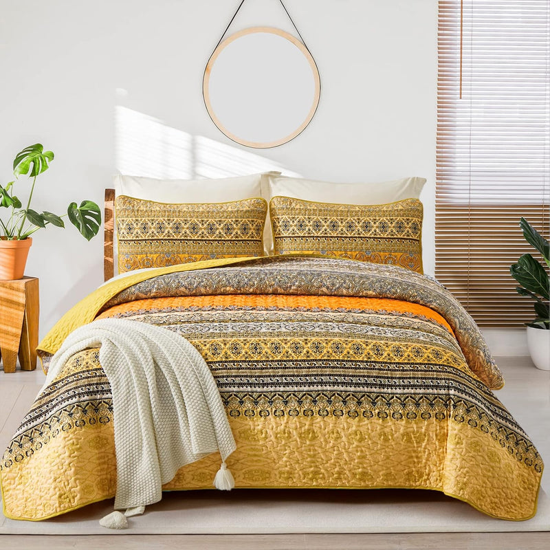 Lively Quilted bedspread and pillowcovers set: Add Vibrancy to Your Room - Queen size Payday Deals