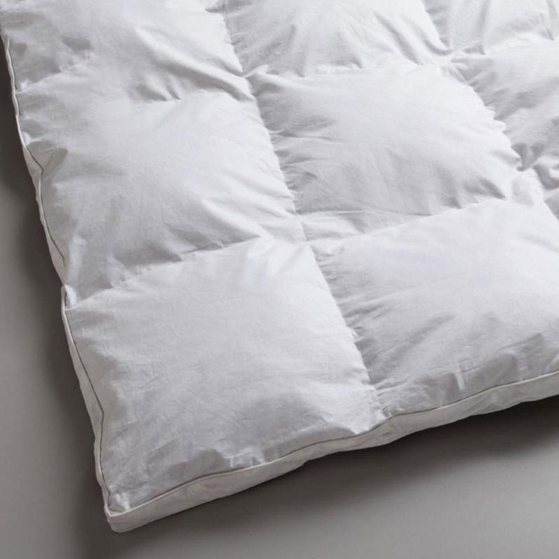 Logan and Mason 80% White Goose Down 20% Feather Premium Quality Quilt Super King Payday Deals