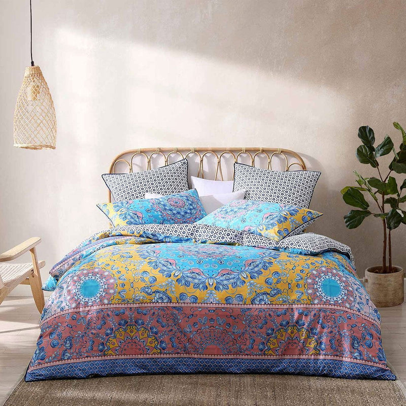 Logan and Mason Avila Blue Cotton Rich Percale Reversible Quilt Cover Set King Payday Deals