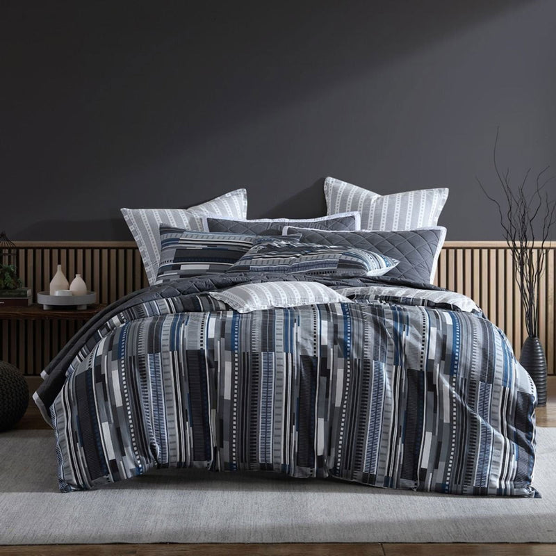 Logan & Mason Urban Stripe Charcoal 250TC 100% Cotton Sateen Quilt Cover Set King Payday Deals