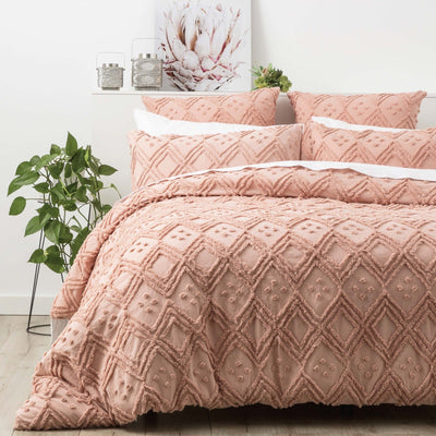 Medallion Cotton Vintage Washed Tufted Blush Quilt Cover Set by Park Avenue King