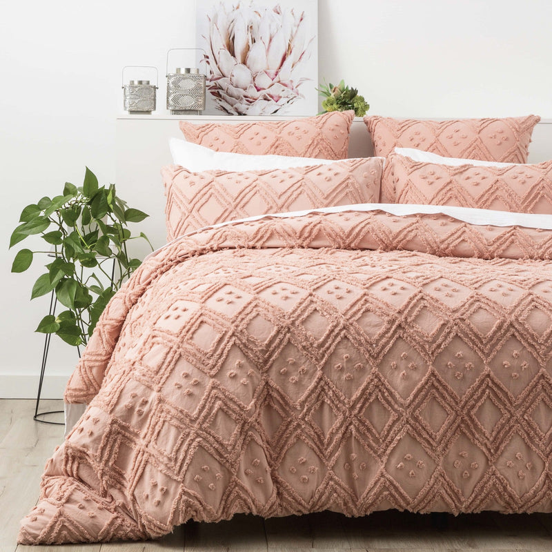 Medallion Cotton Vintage Washed Tufted Blush Quilt Cover Set by Park Avenue King Payday Deals